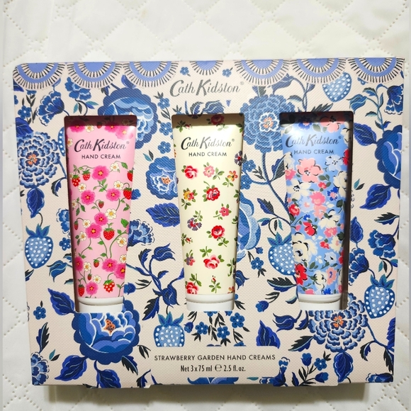 Cath Kidston Other - Cath Kidston Blue Floral Hand Cream Set